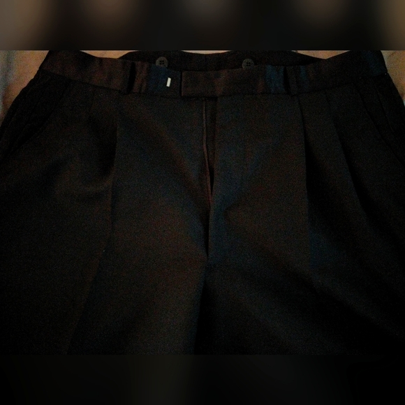 Tuxedo Mel Howard for sale like new - Picture 9 of 11